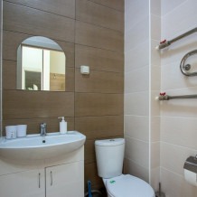 PC 3 Bathroom 1